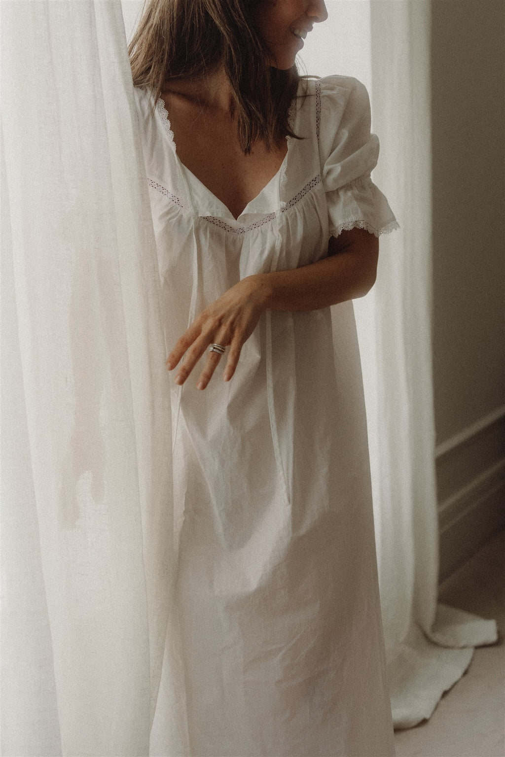 CAMISÓN PEONY - Timeless White