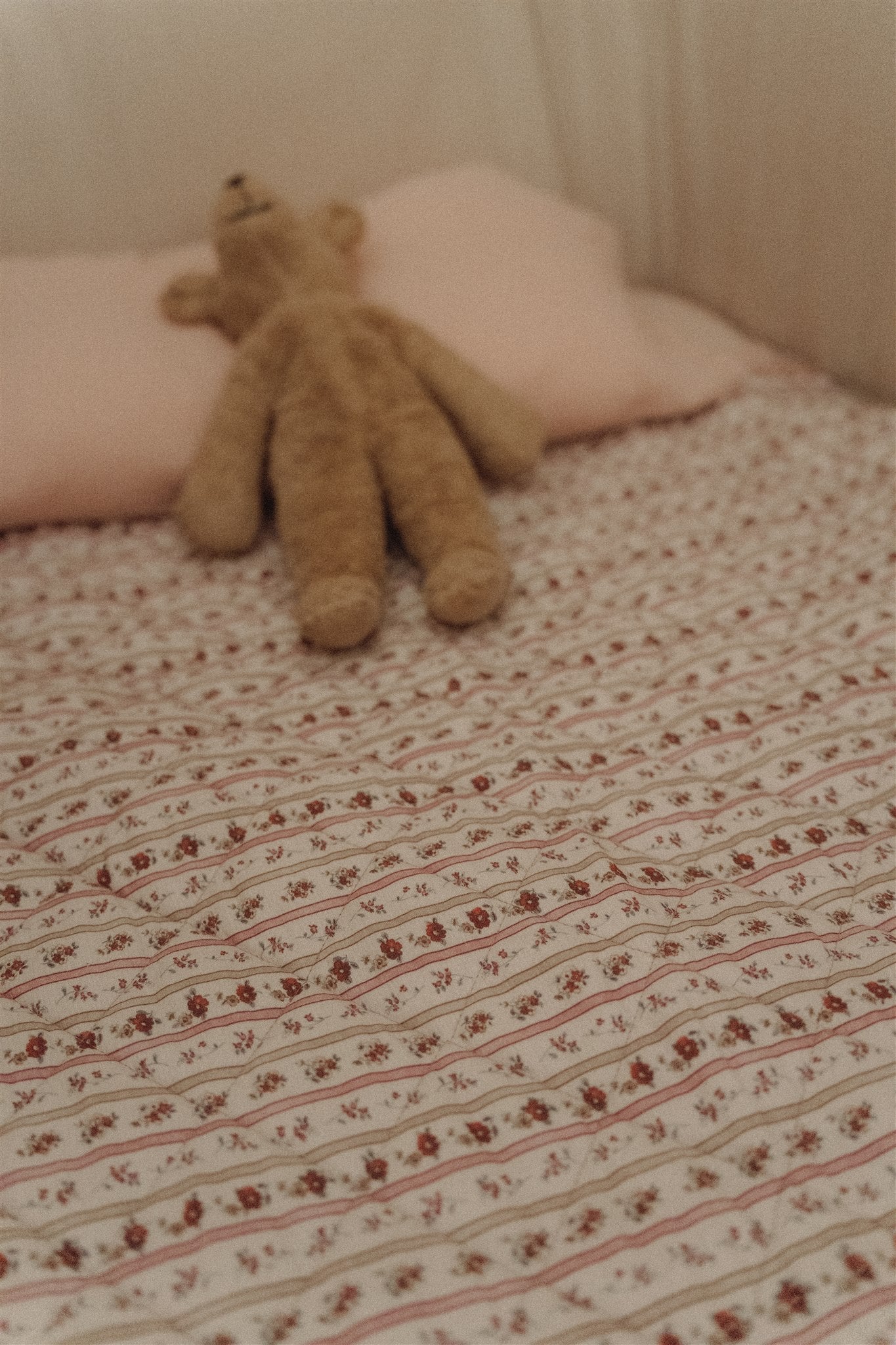 Wander Blanket Red